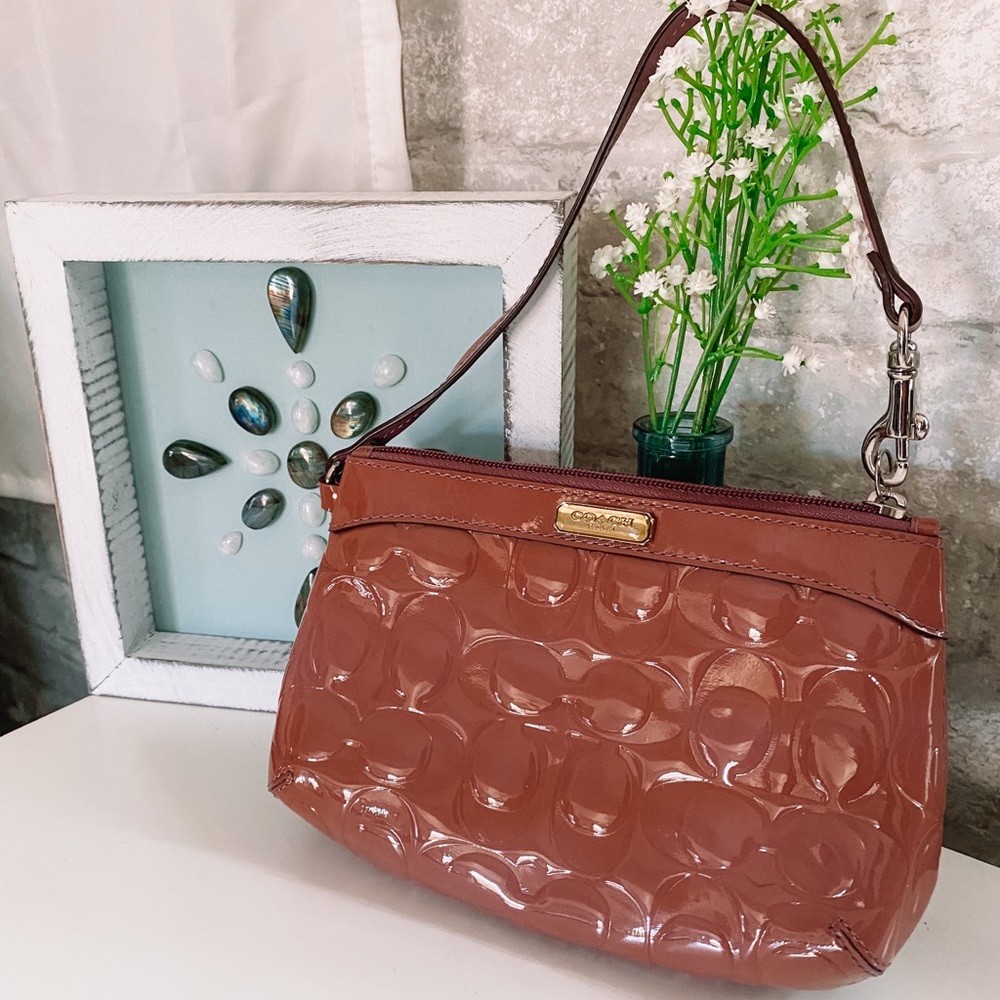 Coach Patent Leather Pink Purple Mauve Wristlet